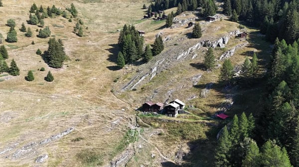 Rustikale Wohnung mit genialem Weitblick und Stall-Scheune bei der Belalp 15