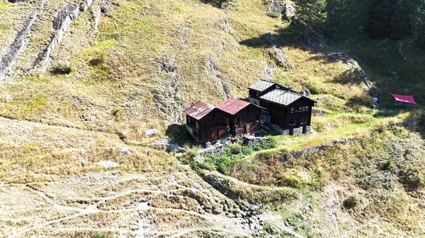 Rustikale Wohnung mit genialem Weitblick und Stall-Scheune bei der Belalp 17