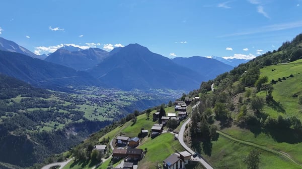 Stall-Scheune mit Zweitwohnsitzpotenzial bei der Riederalp 14