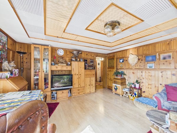 Traditionelles Walliserhaus mit Charme und Potenzial 13