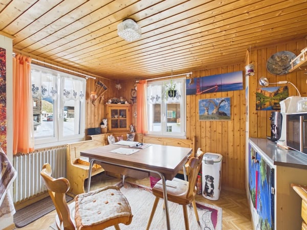 Traditionelles Walliserhaus mit Charme und Potenzial 14