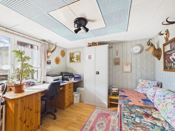 Traditionelles Walliserhaus mit Charme und Potenzial 19