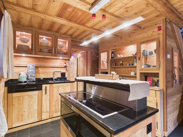 Einzigartiges Chalet-Bijou mit modernem Alpen-Chic 8