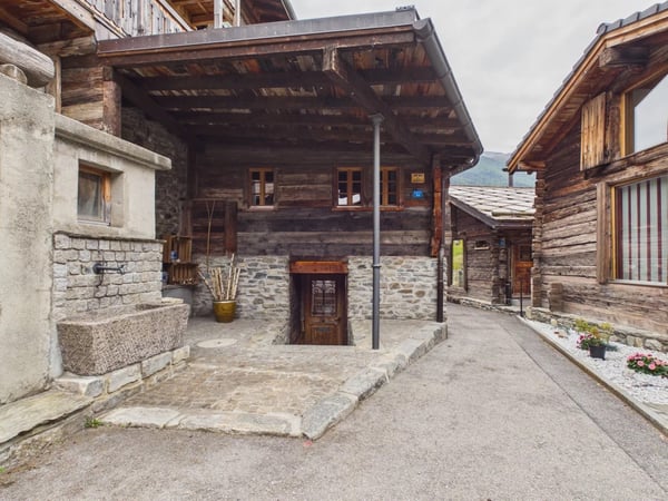 Einzigartiges Chalet-Bijou mit modernem Alpen-Chic 22
