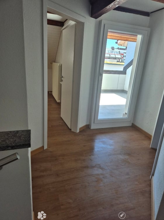 Charmante 4-Zimmer-Maisonette-Wohnung mit Dachterrasse und Kamin in Biel/Bienne – sofort verfügbar! 3