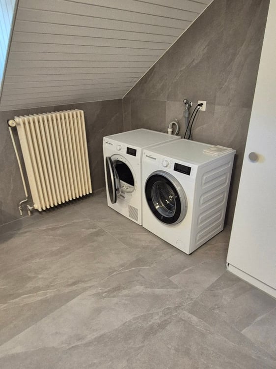 Charmante 4-Zimmer-Maisonette-Wohnung mit Dachterrasse und Kamin in Biel/Bienne – sofort verfügbar! 11