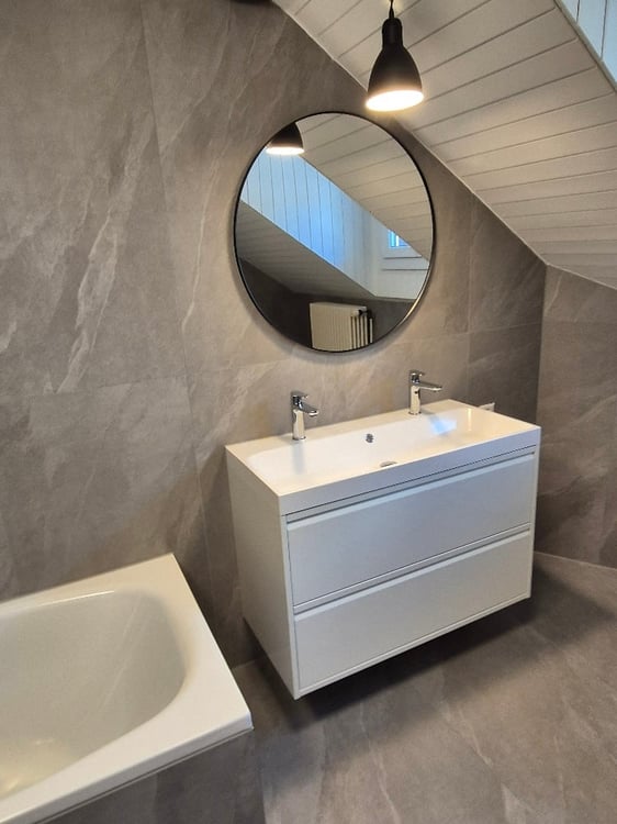 Charmante 4-Zimmer-Maisonette-Wohnung mit Dachterrasse und Kamin in Biel/Bienne – sofort verfügbar! 8