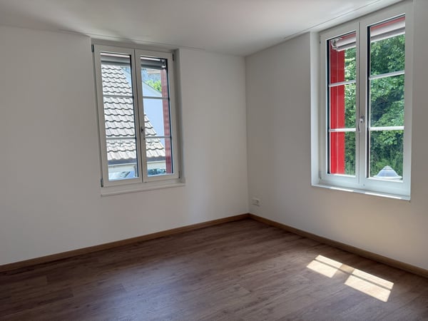 Kernsanierte zentral gelegene 2-Zim-Wohnung 7