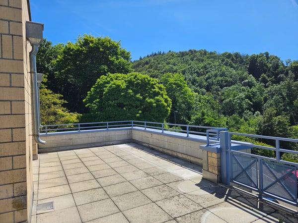 Wohnen wie im eigenen Haus - Attika-Maisonette mit Traumterrasse & Garten 13