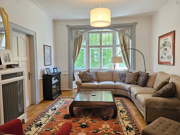 Repräsentative Villa mit 11 Zimmern an bester Lage in Basel 5