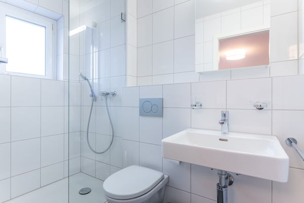 Herzlich Willkommen an der Mittleren Strasse 242 in Basel! 6