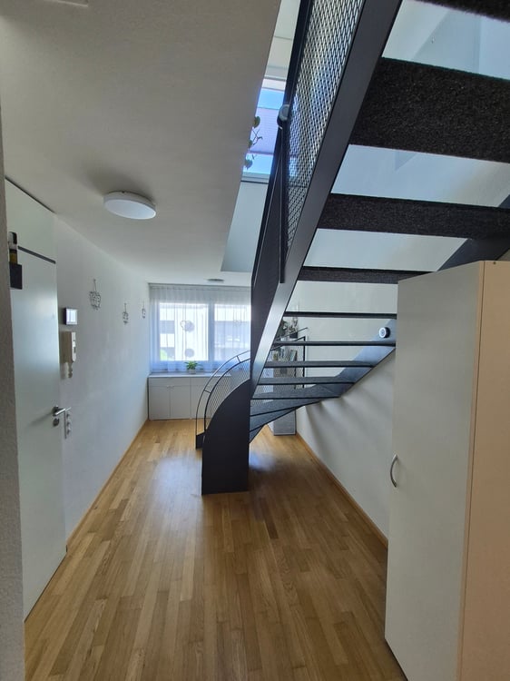 Grosszügige Maisonette-Wohnung mit toller Dachterrasse 13