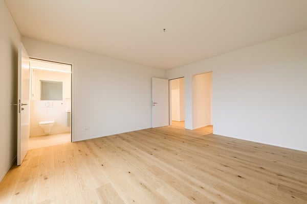 4.5 Zimmer Wohnung 2.OG Attika 8