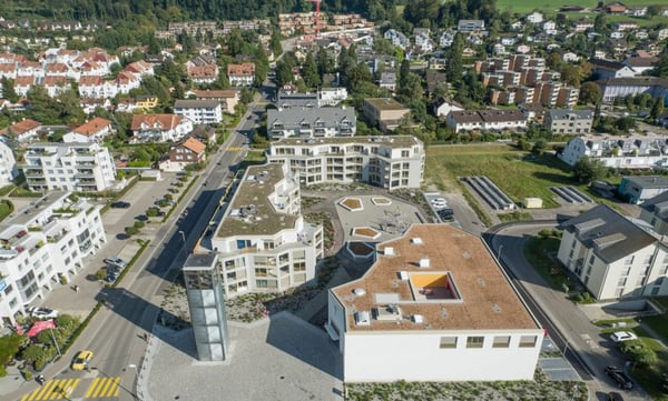 Einstellhallenplätze neben dem Bahnhof Bonstetten zu verkaufen 2