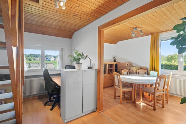 Einfamilienhaus mit zwei Wohneinheiten und vielseitigem Nutzungspotenzial 4