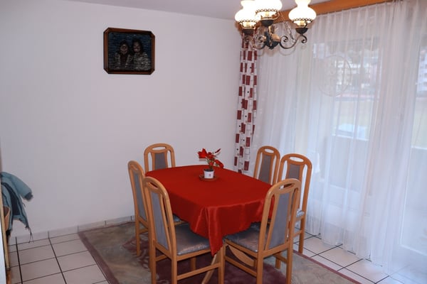 Zentrumsnahe 4.5-Zimmer-Wohnung mit Garage und Lift in Glis! 4