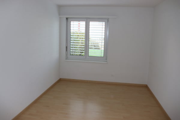 Moderne Eleganz: Stilvolle Wohnung mit grosszügigem Aussenbereich! 11