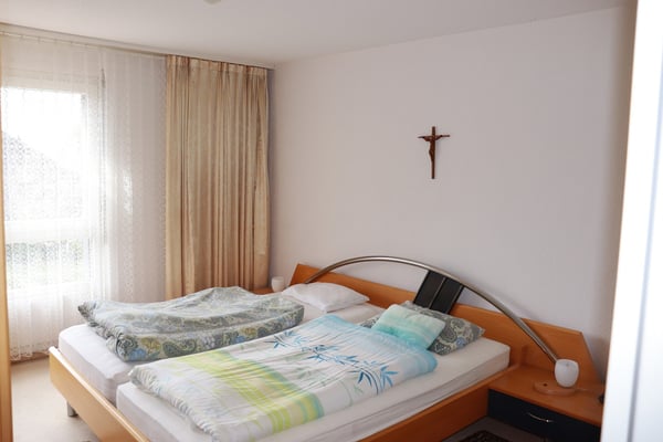 Maisonette-Traum mit Seesicht & Cheminee - Wohnen am Thunersee 8