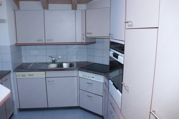 Charmante 3.5-Zimmer-Wohnung mit Galerie und Balkon in Wilderswil! 5