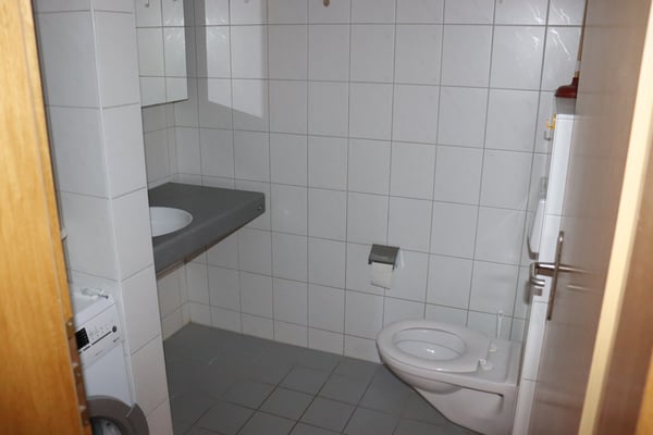 Charmante 3.5-Zimmer-Wohnung mit Galerie und Balkon in Wilderswil! 7