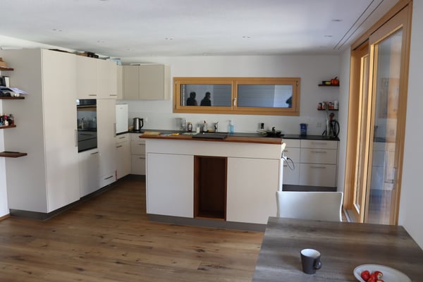 Exklusive 3.5-Zimmerwohnung inkl. 2 EHP 3