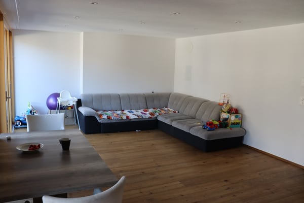 Exklusive 3.5-Zimmerwohnung inkl. 2 EHP 4