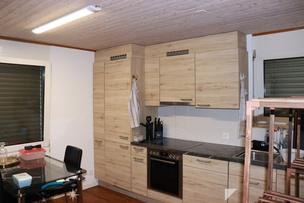 Charmante 3.5-Zimmer-Wohnung mit Einstellhallenplatz in Interlaken! 2