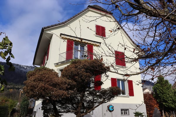 Ein Haus mit Seele und Charakter - Ihr neues Zuhause in Grenchen 1