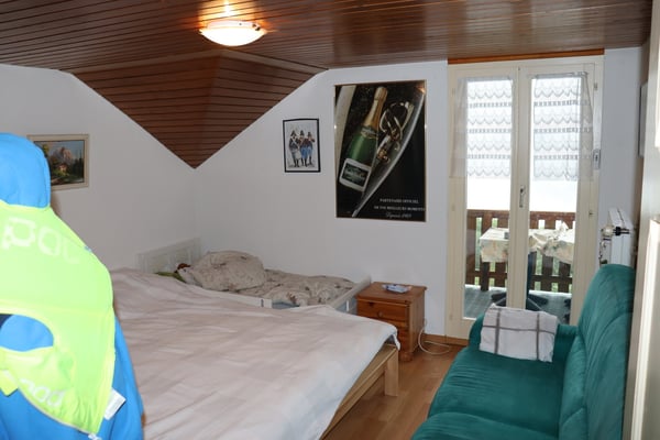 3.5-Zimmer-Wohnung mit Panorama-Aussicht in ruhiger Lage 11