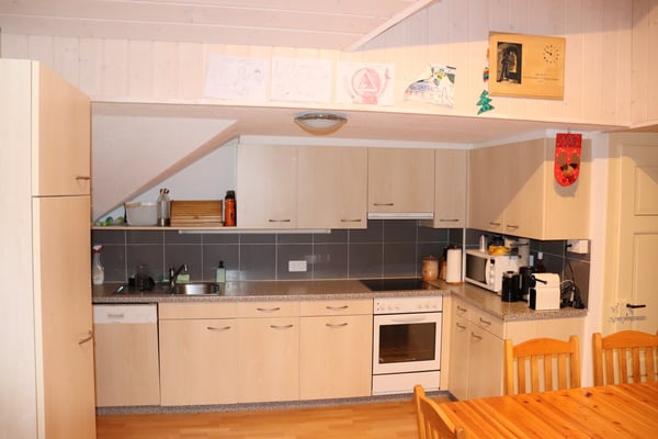 3.5-Zimmer-Wohnung mit Panorama-Aussicht in ruhiger Lage 7