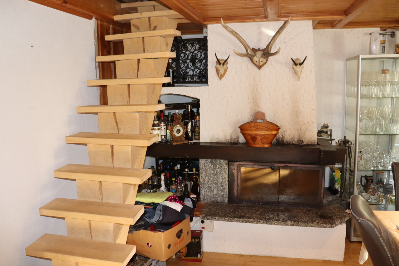 Immobilie in Saxeten - Kernrenoviertes 4.5-Zimmer-Haus mit Galerie in Saxeten! - Bild 9