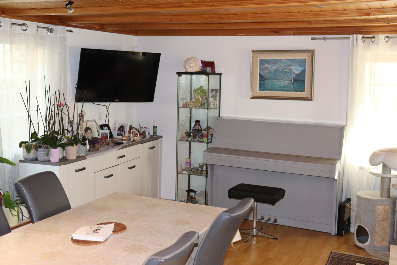 Immobilie in Saxeten - Kernrenoviertes 4.5-Zimmer-Haus mit Galerie in Saxeten! - Bild 6