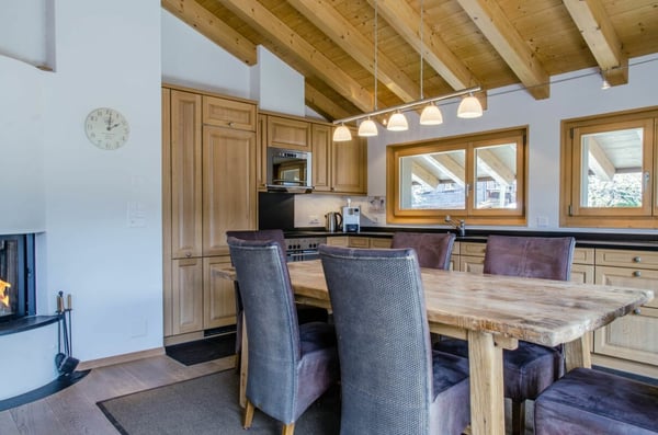 1.5-Zimmer-Dachgeschosswohnung, Chalet Bäreggblick 5