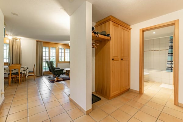 Komfortable Erdgeschosswohnung mit Bergblick, Chalet Nagano 5