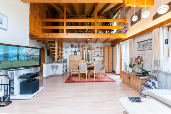 Grosszügige 1-Zimmer-Dachgeschosswohnung im Chalet Granit 8