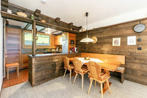 Gemütliche 1.5-Zimmerwohnung mit Blick auf die Bergwelt, Chalet Almis 5