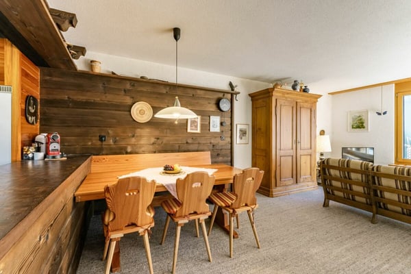 Gemütliche 1.5-Zimmerwohnung mit Blick auf die Bergwelt, Chalet Almis 6