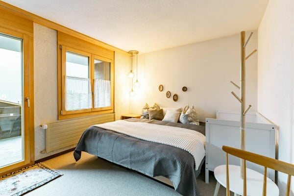 Gemütliche 1.5-Zimmerwohnung mit Blick auf die Bergwelt, Chalet Almis 12