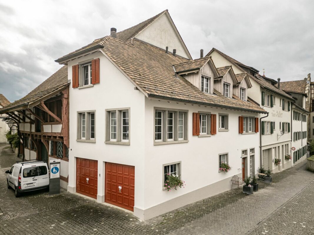 Hôtel Charmant Adler dans le touristique Stein am Rhein