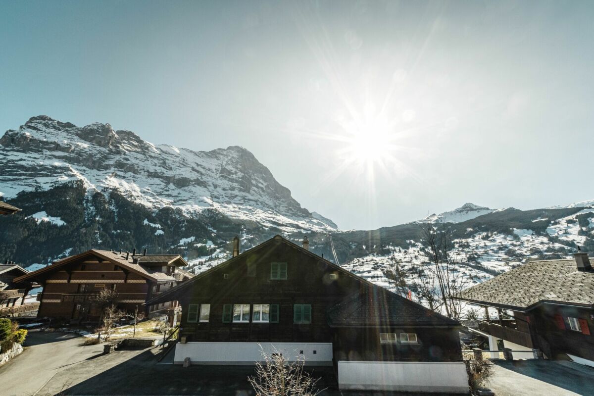 L'appartamento esclusivo 5.5 locali con galleria, Chalet Silberblume