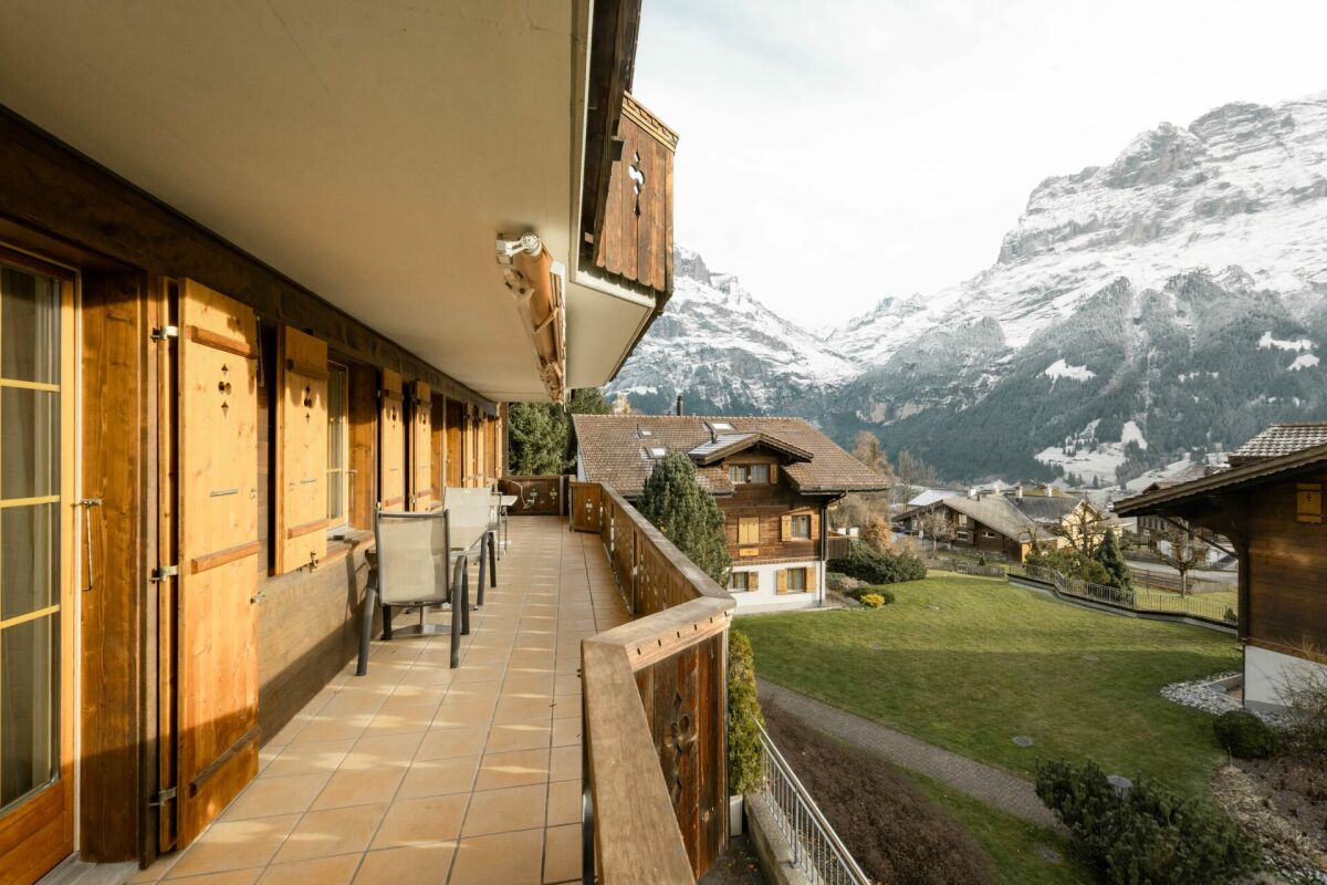 Appartement 4.5 pièces spacieux dans le chalet Gemel avec vue sur la montagne
