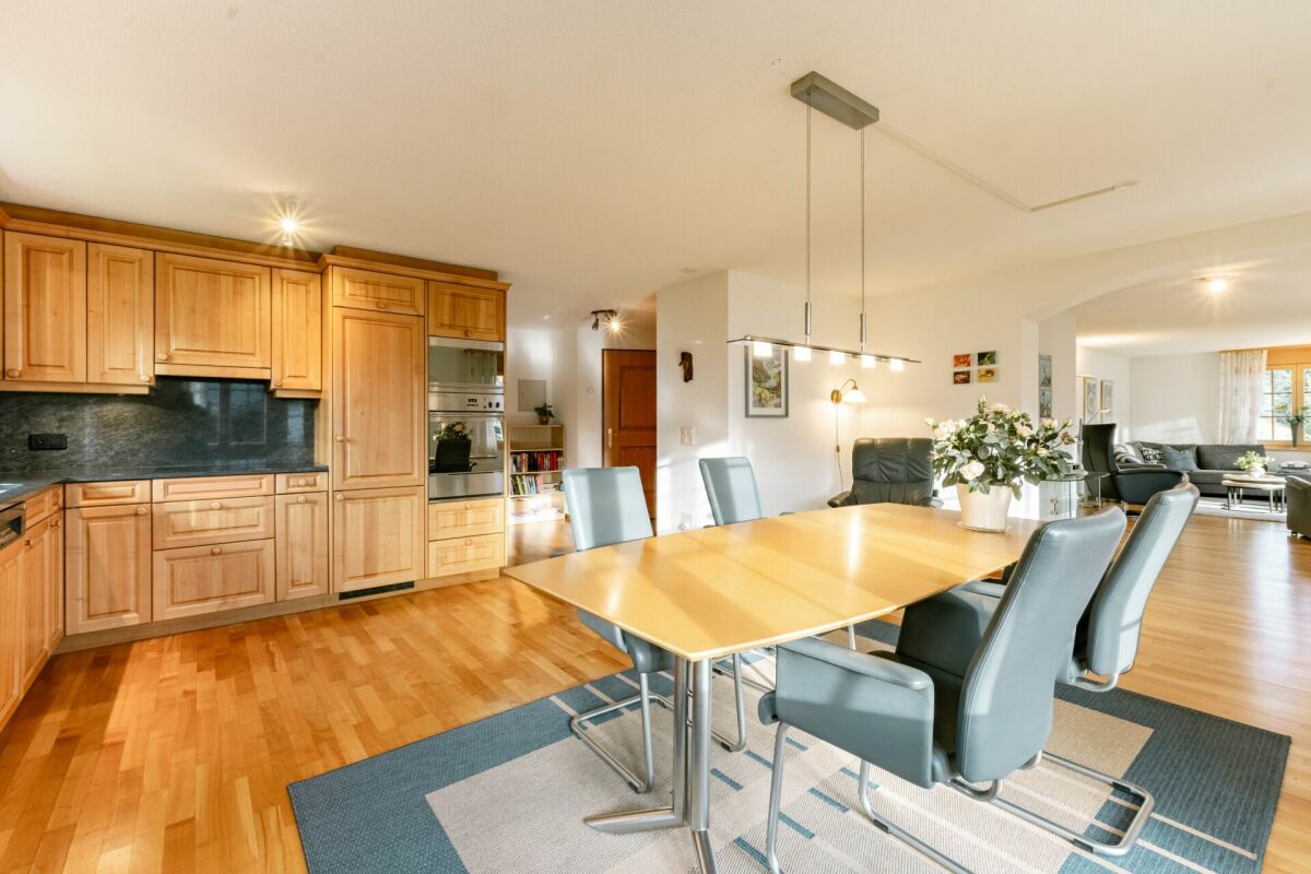 Appartement 4.5 pièces spacieux dans le chalet Gemel avec vue sur la montagne