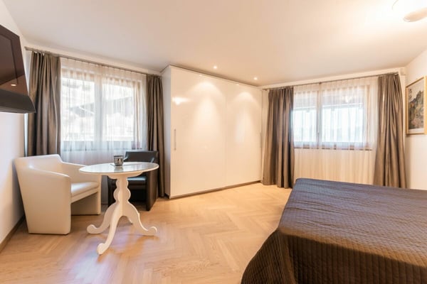 Wunderschöne 4.5-Zimmerwohnung mit Bootsplatz und Seesicht, Chalet Brienzersee 24