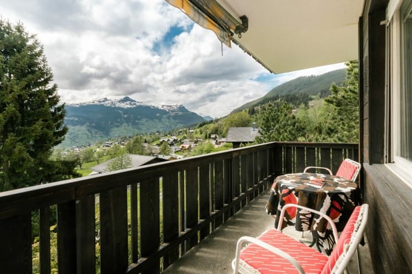 Gemütliche 2- Zimmerwohnung mit Bergblick im Chalet Eggli 13