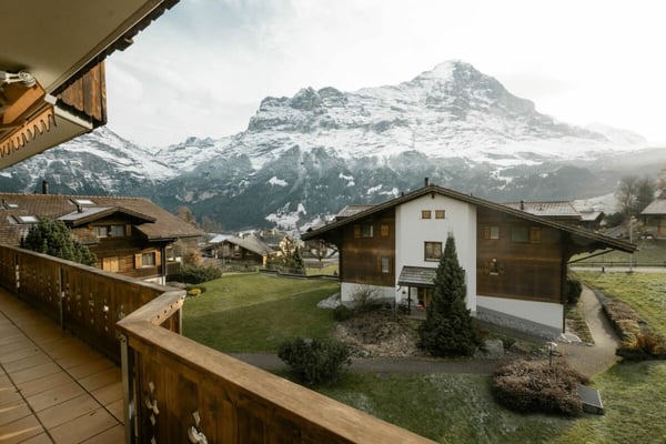 Grosszügige 7.5-Zimmerwohnung im Chalet Gemel mit Bergsicht 19