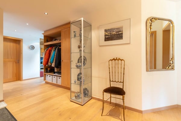 Die exklusive 8.5-Zimmerwohnung mit Galerie, Chalet Silberblume 6