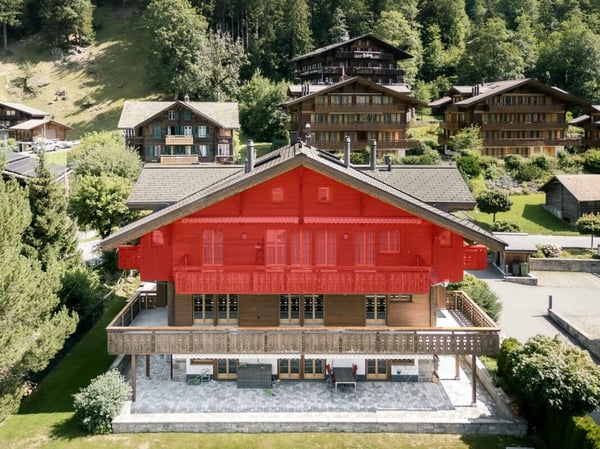 Die exklusive 8.5-Zimmerwohnung mit Galerie, Chalet Silberblume 3