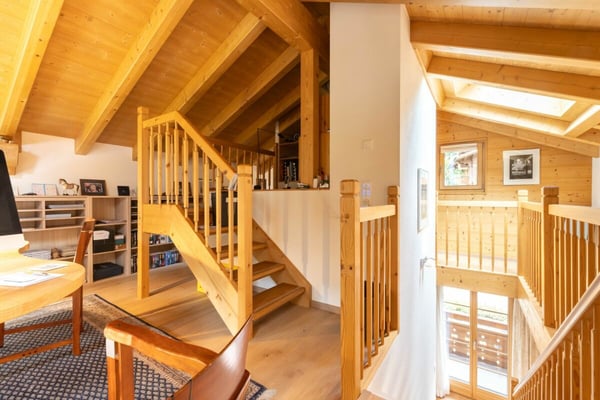 Die exklusive 8.5-Zimmerwohnung mit Galerie, Chalet Silberblume 30