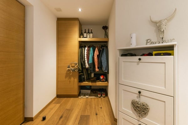 Terrassenwohnung mit Bergblick - 4.5-Zimmer-Erstwohnung im Chalet Aquila 14