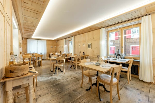Stilvolles Hotel Vallatscha bei Disentis am Lukmanierpass 4